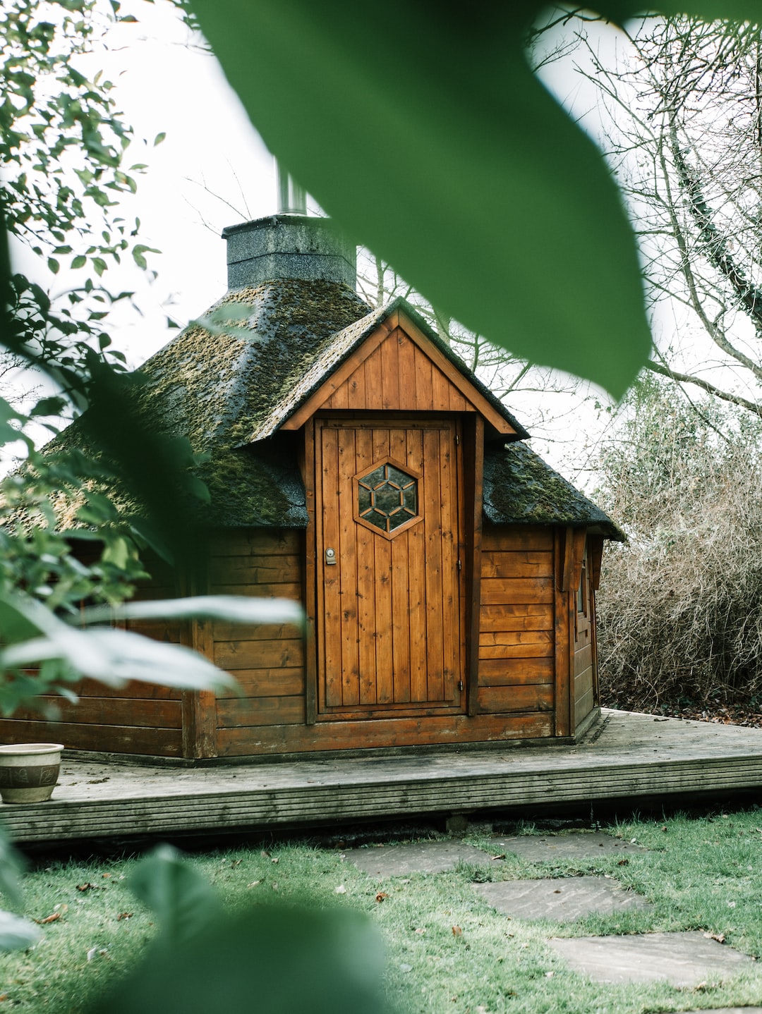 How Many Calories Do You Burn In A Sauna featured